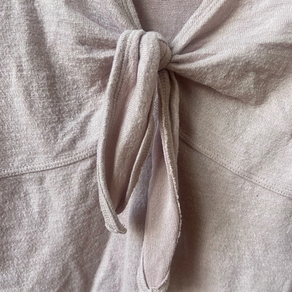 NWOT Abercrombie front knot bodysuit - Picture 3 of 6